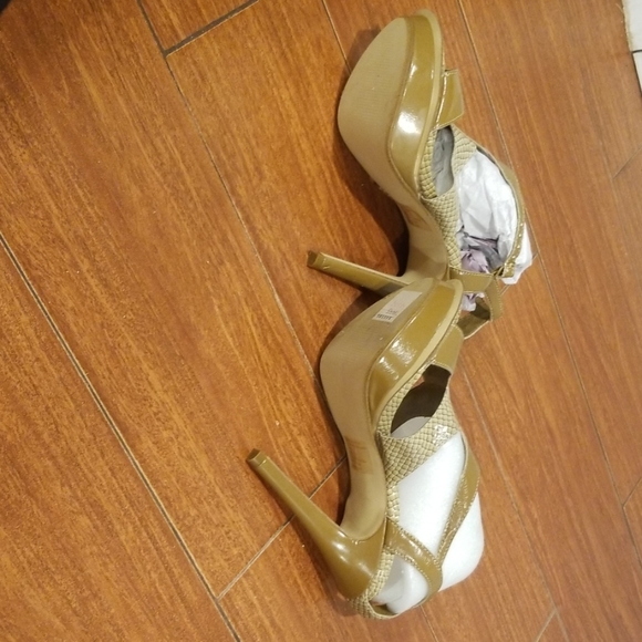 Bakers heeled sandals - Picture 4 of 5